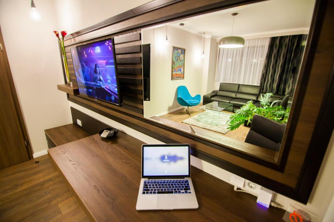Business Class Apartment クルージュ＝ナポカ エクステリア 写真