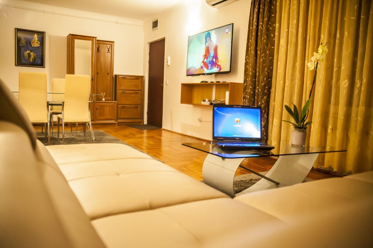 Business Class Apartment クルージュ＝ナポカ エクステリア 写真